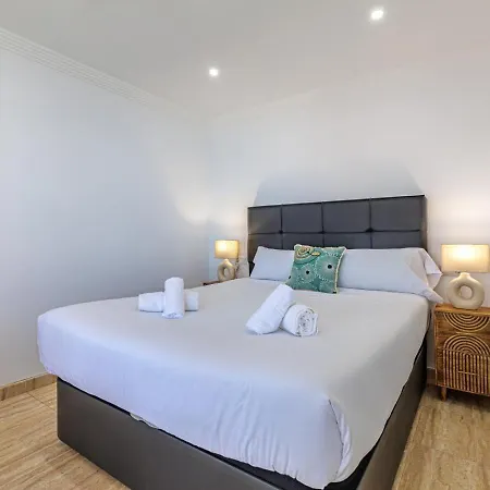 Beachfront Floor Sea View Apartamento